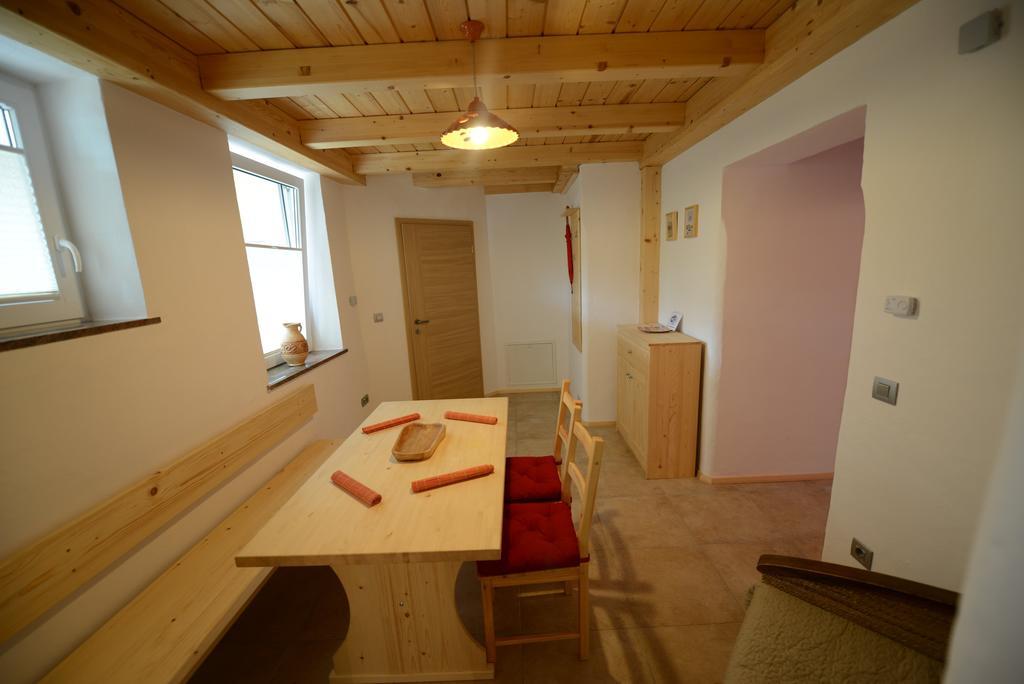 Mojca Apartment *